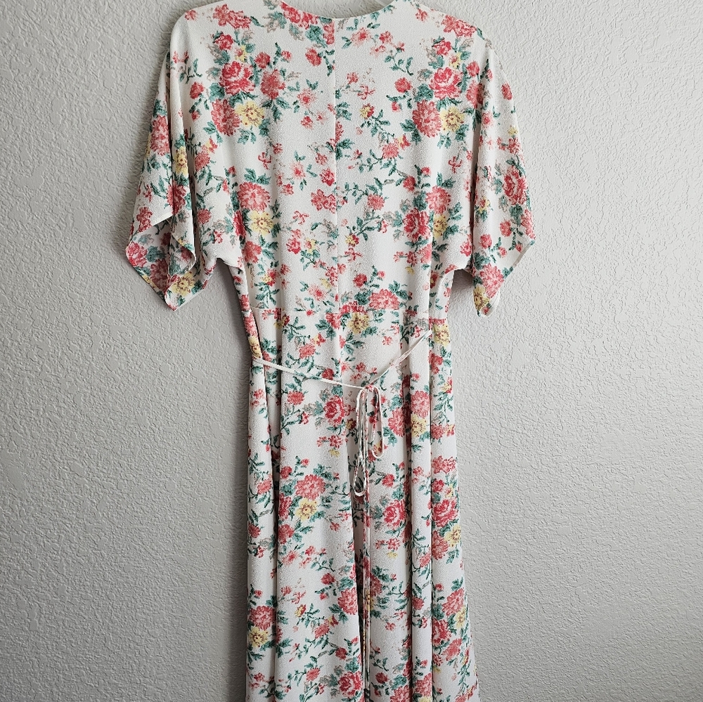 1.STATE DRESS - Picture 6 of 6